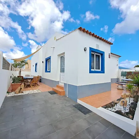 Villa Rayo Azul, Heated Pool And Ocean Views * La Oliva