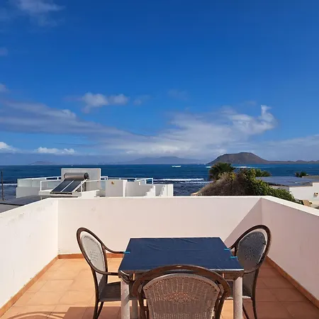 Rayo Azul, Heated Pool And Ocean Views La Oliva